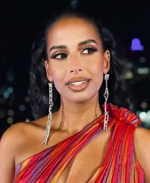 Nessa Diab Dimensione del peso del peso