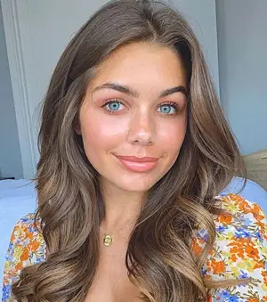 Misure di Hannah Ann Slins fatte della scarpa fatta