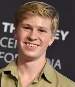 Robert Irwin Pieta Peso corpore Dimensioni Atti misure Misure