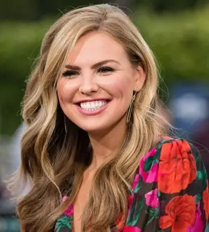 Hannah Brown Body misura il peso delle statistiche delle scarpe realizzate