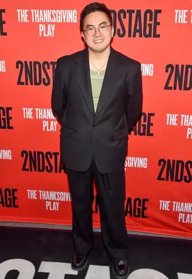 Bowen Yang Height Weight Statistics