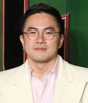 Misurazioni del peso della dimensione di Bowen Yang, valore netto, religione, origine etnica