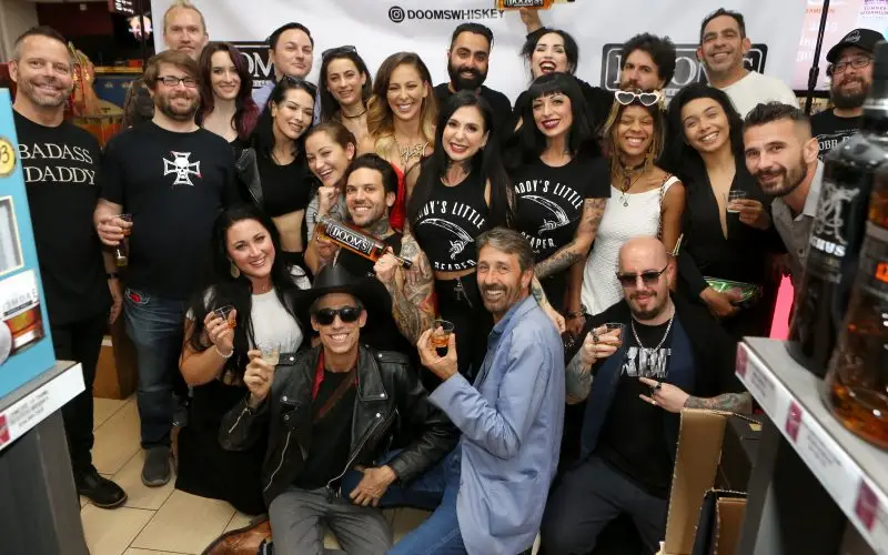 Fortuna de Lena Paul - Wiki, idade, peso e altura, relacionamentos, família e muito mais