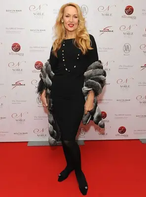 Jerry Hall Bio and Facts