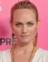 Amber Valletta