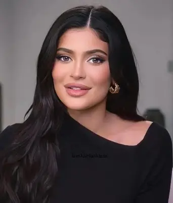 Kylie Jenner Profile