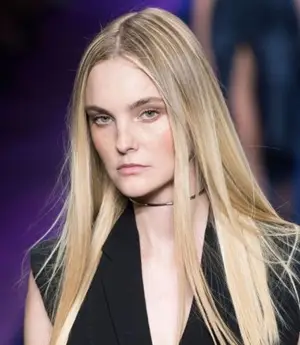 Model Caroline Trentini