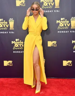 Jasmine Sanders Height Weight Stats