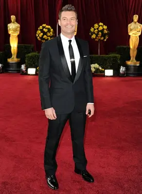 Ryan Seacrest Body Measurements Vital Stats