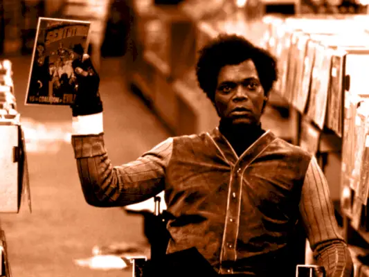 Samuel L. Jackson elokuvassa Unbreakable