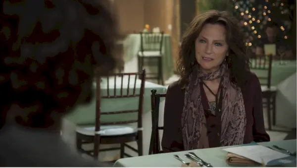 'Loren & Rose' -arvostelu: Jacqueline Bisset hämmästyttää näyttelijänä, joka kohtaa menneisyytensä