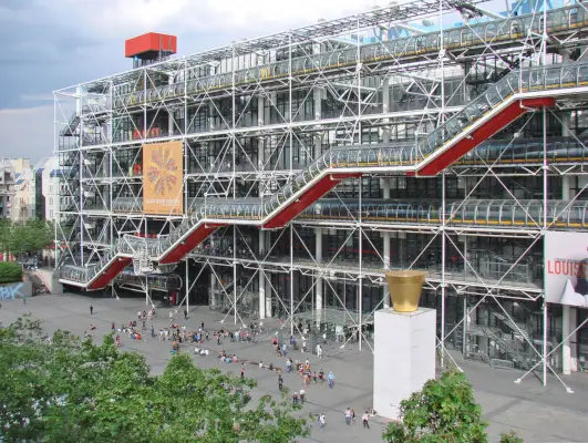 Pompidou-keskuksen ulkopuoli (Kuva: © Jean-Pierre Dalbéra | CC BY 2.0)