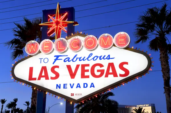 Las Vegas saa uuden taidemuseon miljardööri Elaine Wynnin avulla