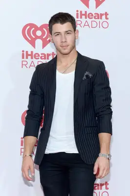 Nick Jonas Biography
