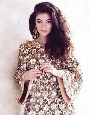 Lorde Biography