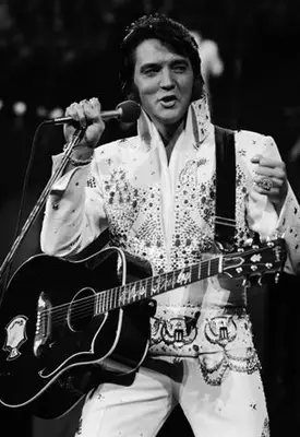 Elvis Presley Biography