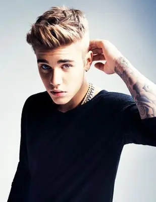 Justin Bieber Biography