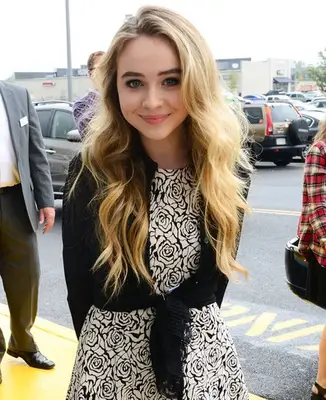 Sabrina Carpenter Biography