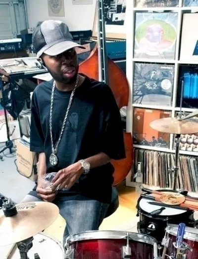 j dilla av