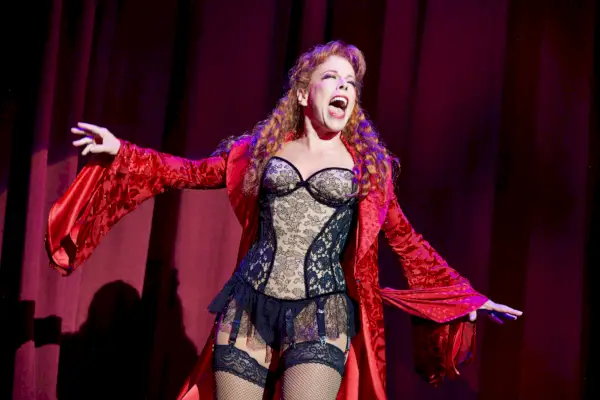 Leslie Rodriguez Kritzer laittaa popdiivan 'Spamalotiin'