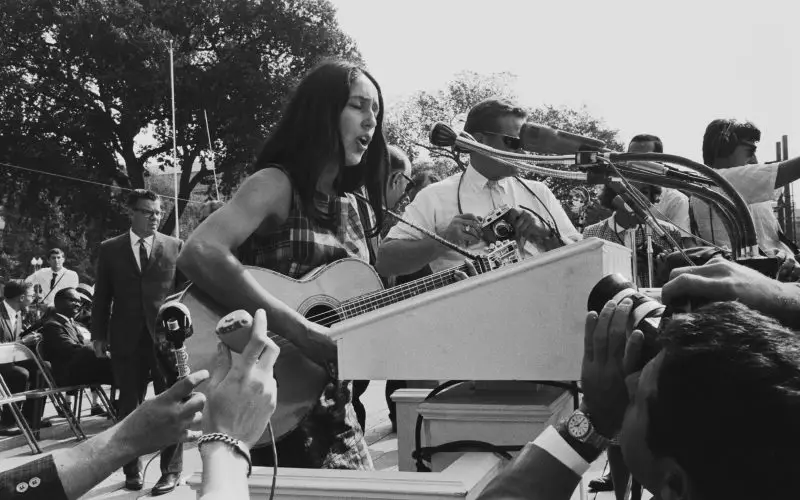 Joan Baez Net Worth - Wiki, ikä, paino ja pituus, ihmissuhteet, perhe ja paljon muuta