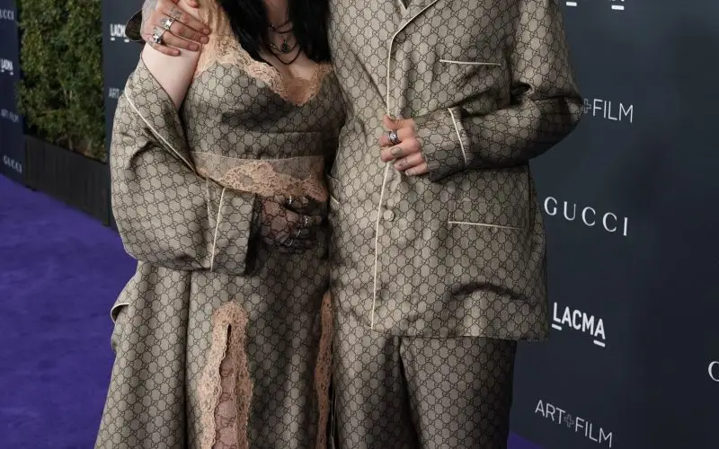 Jesse Rutherfordin nettovarallisuus – Wiki, ikä, paino ja pituus, ihmissuhteet, perhe ja paljon muuta