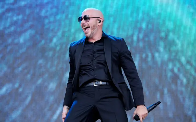 Pitbull Net Worth - Wiki, ikä, paino ja pituus, ihmissuhteet, perhe ja paljon muuta