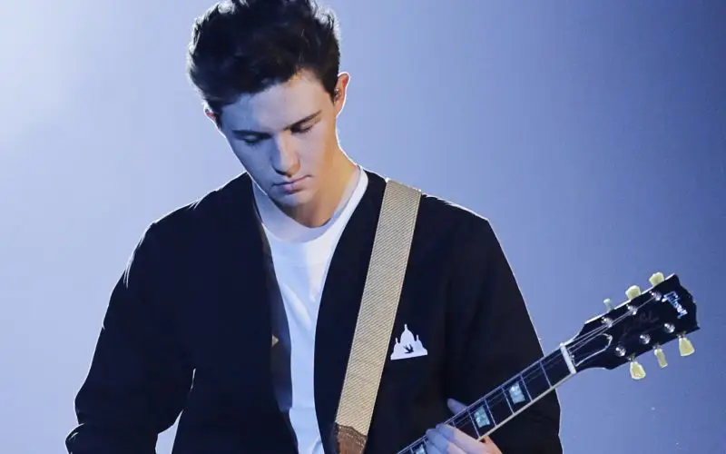 Petit Biscuit Net Worth - Wiki, ikä, paino ja pituus, ihmissuhteet, perhe ja paljon muuta