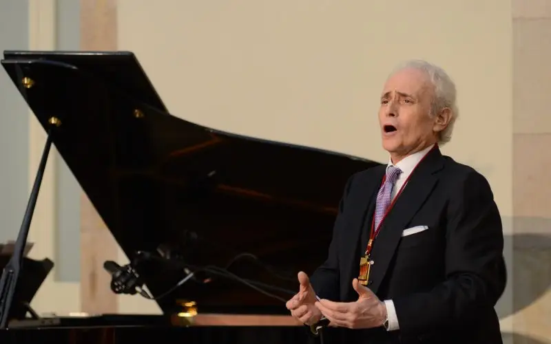 Jose Carrerasin nettoarvo – Wiki, ikä, paino ja pituus, ihmissuhteet, perhe ja paljon muuta