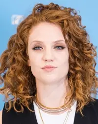 Jess Glynne Il peso corporeo misura il peso del peso del cervello delle statistiche vitali fatte