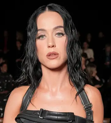 Katy Perry Bodies of the Feetener of the Feetener