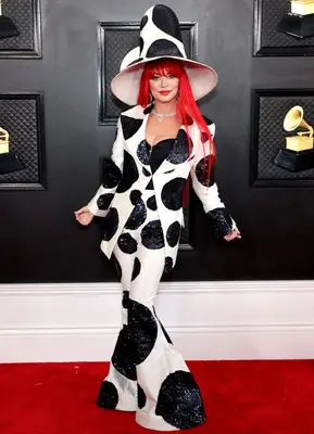 Shania Twain Height Weight Feet Size