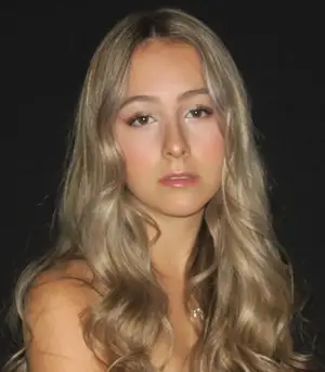 Singer Capri Everitt