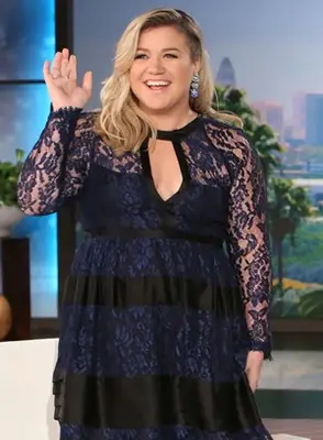 Kelly Clarkson Body Measurements
