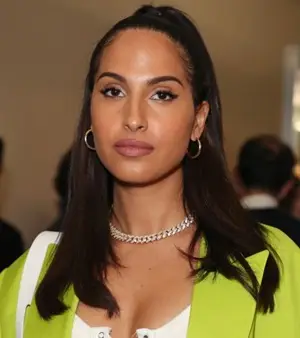 Singer Snoh Aalegra