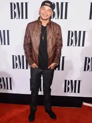 Kane Brown Height Weight Shoe Size