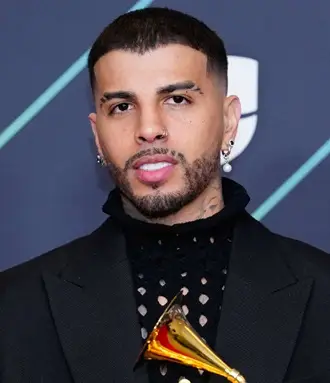 Rauw Alejandro Body Mide Pee Pee Weight Shoes Famiglia