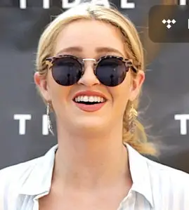 Elley Duhe Pear Poie Misure di fatti