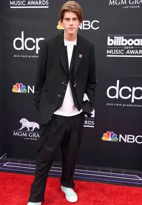 Ruel van Dijk Height Weight Shoe Size