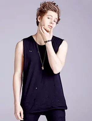 Luke Hemmings