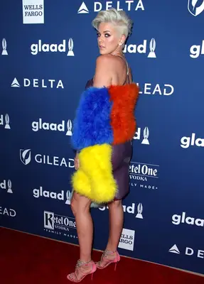 Betty Who Body Measurement Stats