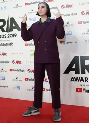 Benee Measurements and Facts