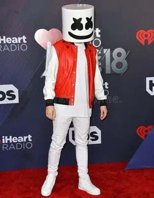 DJ Marshmello Height Weight Shoe Size