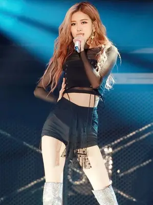 Roseanne Park Body Measurements and Facts