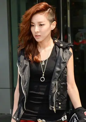 Sandara Park 2NE1 Dara Body Measurements