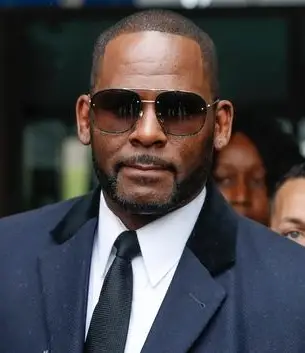 R. Kelly Peso del peso del mese