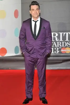 Robbie Williams Body Measurements Shoe Size