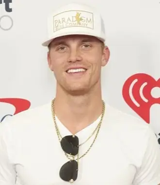 Misure del corpo di Parker McCollum