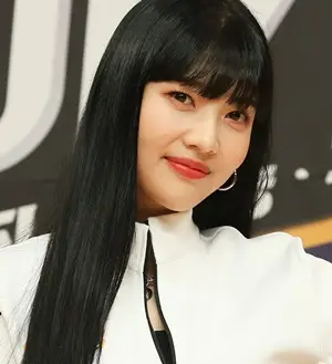 La gioia del velluto rosso misura il peso dei fatti dei fatti