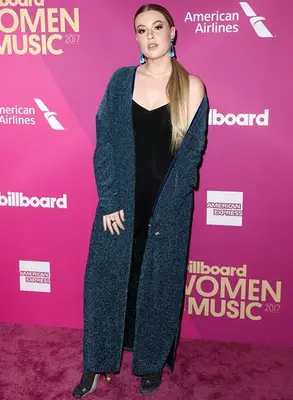 Cari Fletcher Body Measurements